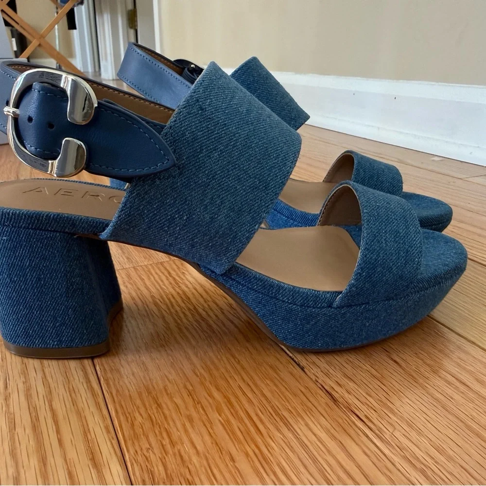AEROSOLES Medium Blue Denim Mules - Picture 2 of 5